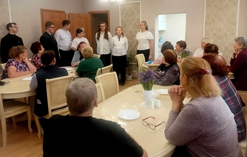 Декада пожилых людей